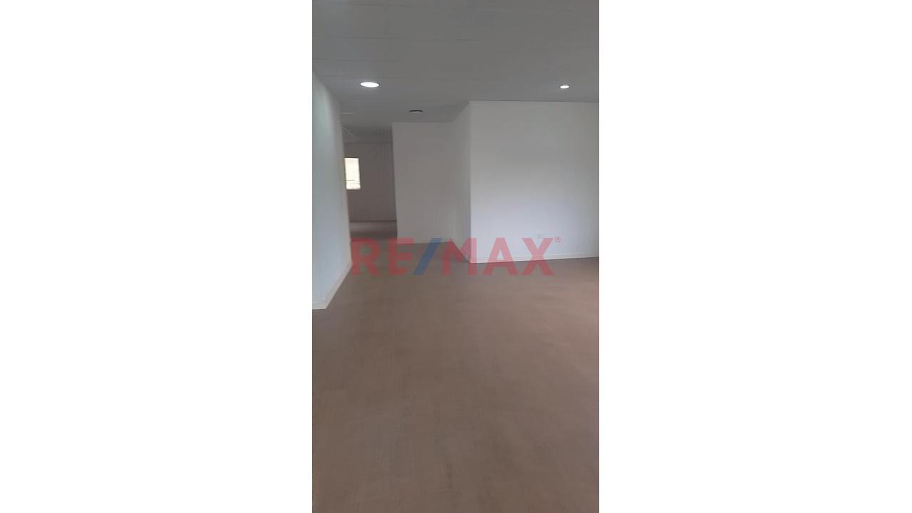 🏢 ¡Local Comercial De 100 M² En Alquiler – Av. La Esperanza, Villa El Salvador! - 4