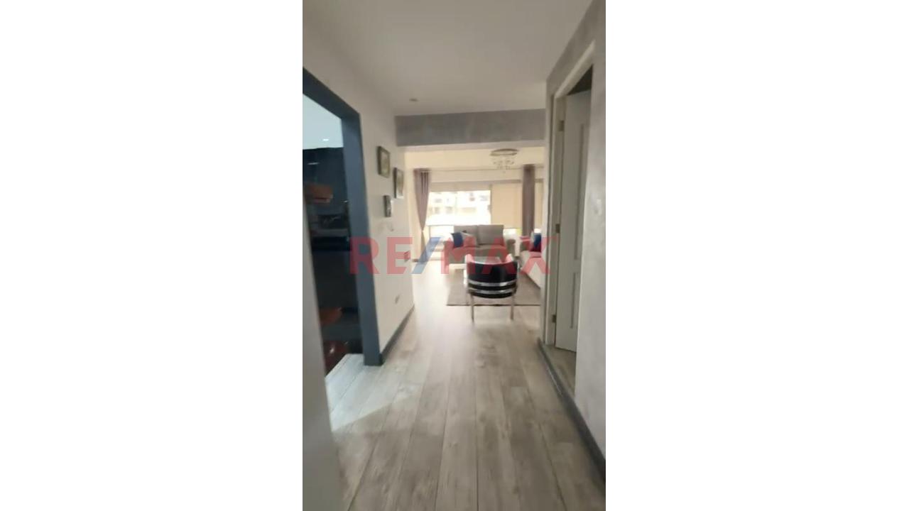 Venta De Departamento - El Golf — foto 3