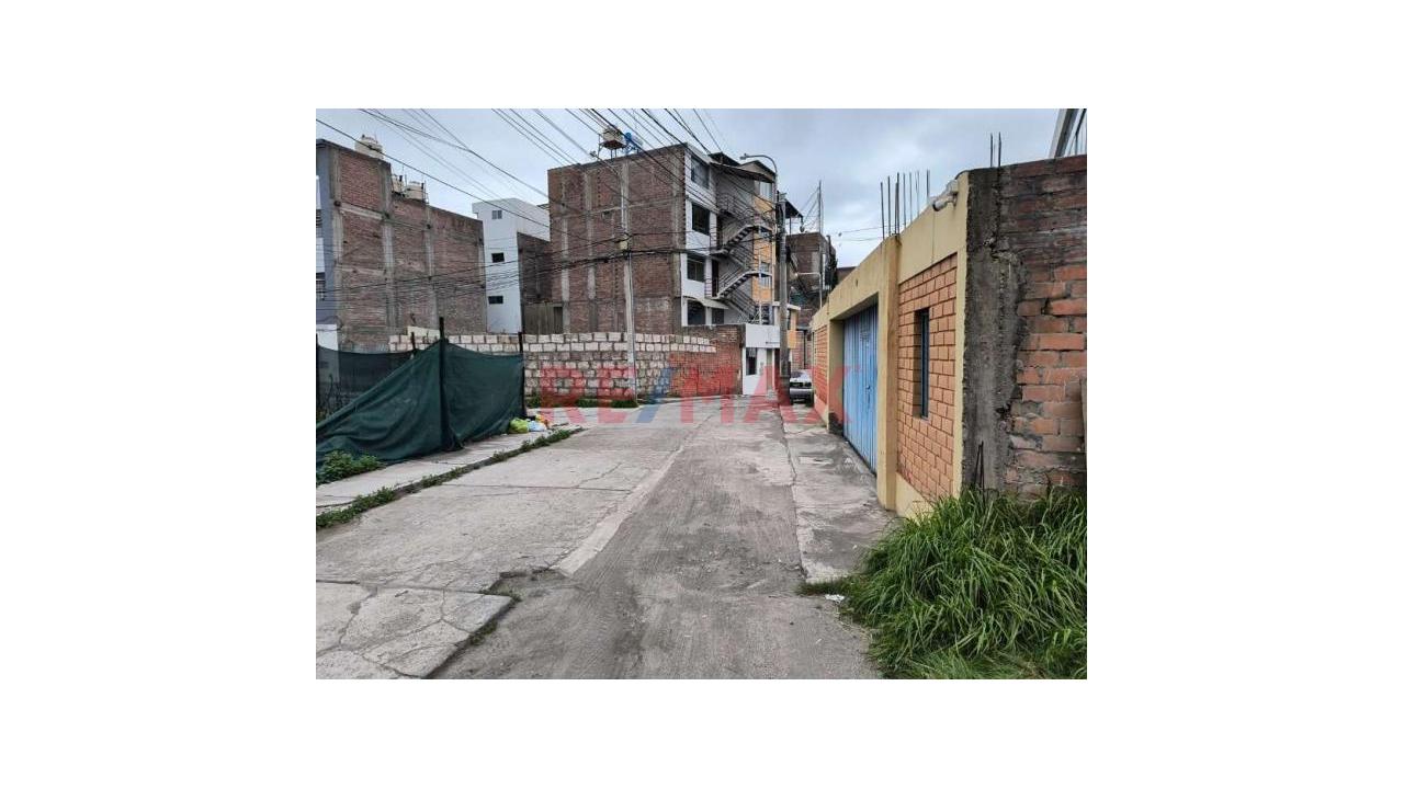 Venta De Terreno Urbano Av. Dolores Jlbyr - 4