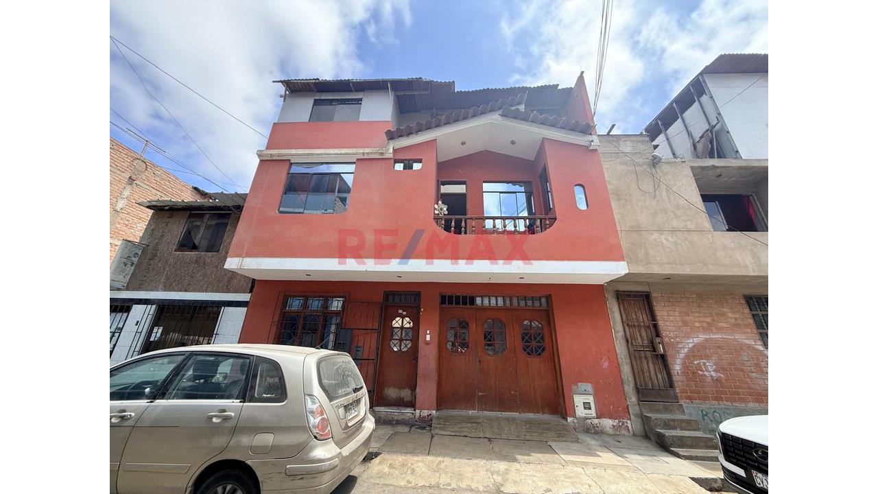 Venta De Casa 2 Pisos Urb Vista Alegre Chorrillos - $120,000 — foto 11