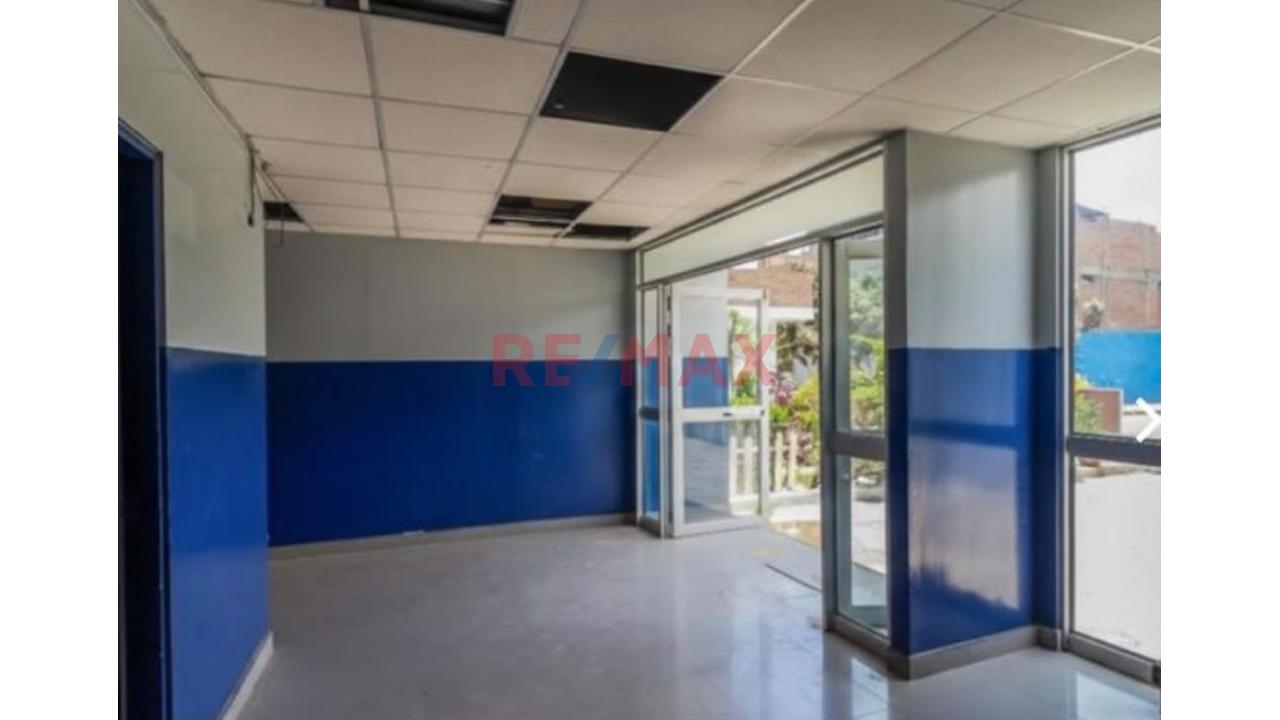 Venta De Local Comercial En San Juan De Lurigancho A Cuadras De Estacion San Carlos - 9