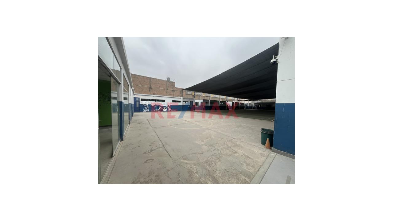 Venta De Local Comercial En San Juan De Lurigancho A Cuadras De Estacion San Carlos - 8