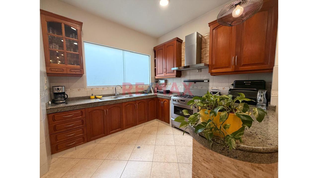 ✨ ¡Espectacular Dúplex Con Amplia Terraza En Exclusiva Zona De Chacarilla Del Estanque! - 10
