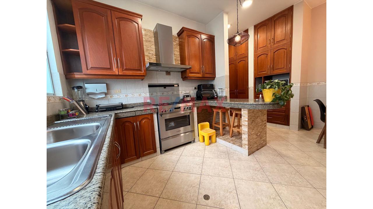 ✨ ¡Espectacular Dúplex Con Amplia Terraza En Exclusiva Zona De Chacarilla Del Estanque! - 8