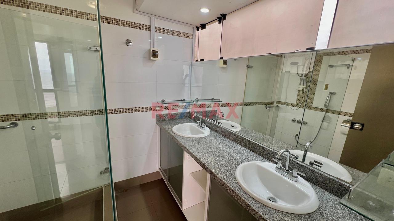 Alquiler De Departamento Con Vista Al Malecón Y Ascensor Directo — foto 4