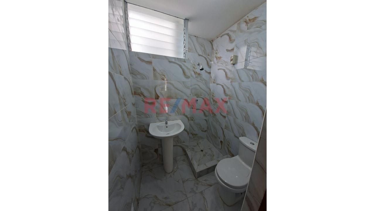 Alquiler Departamentto Remodelado Frente A Parque Distrito De Rimac — foto 3