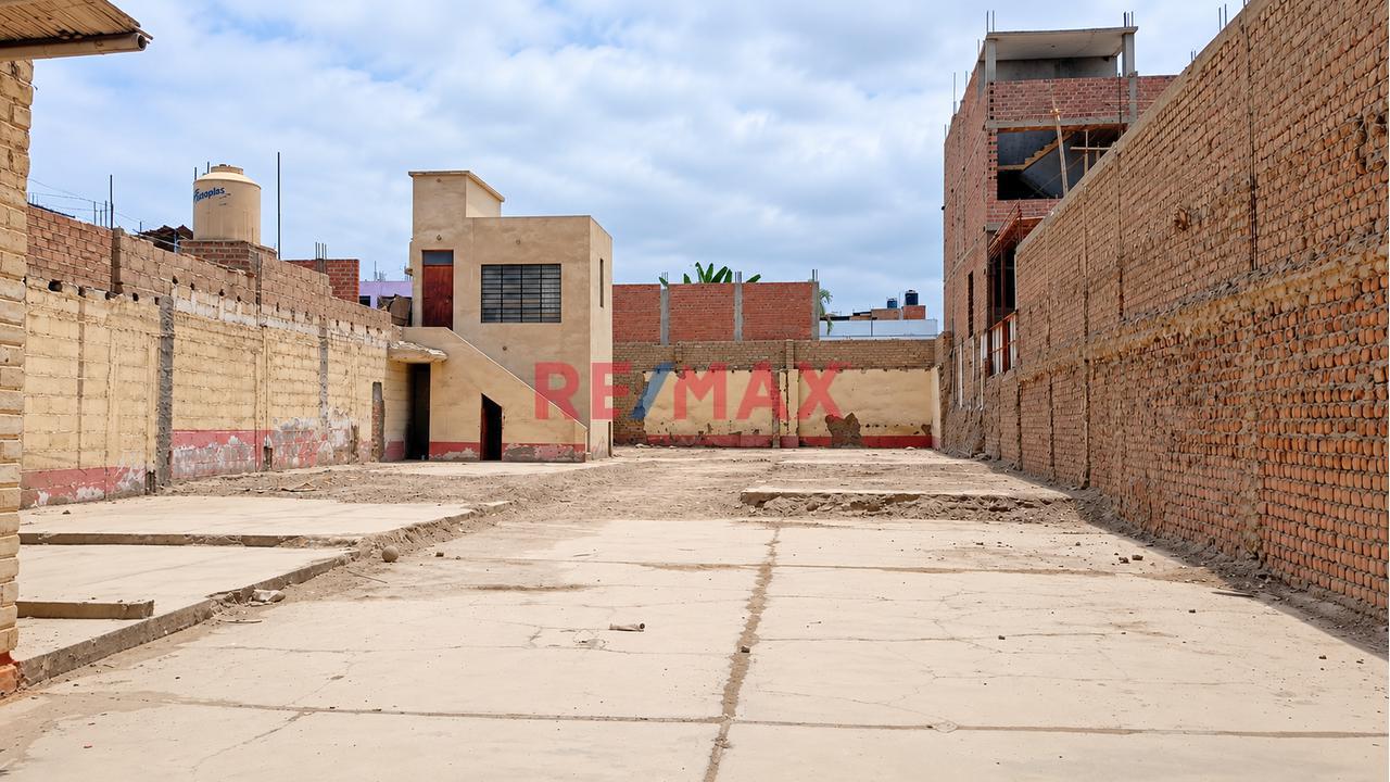 Se Vende Amplio Terreno De 760.50 M² En Excelente Ubicación - 1