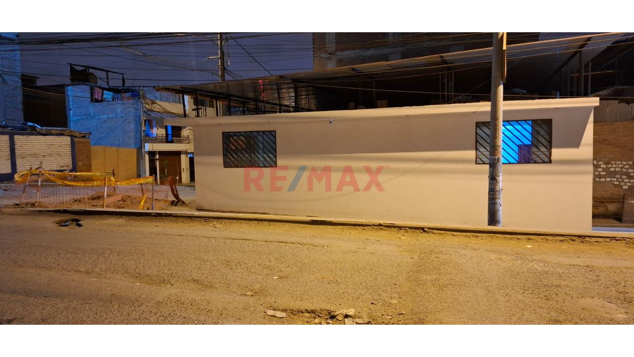 Alquiler De Local Comercial De Estreno De 135 M² Con Doble Frente A Dos Vías En Villa María Del Triunfo! - 12