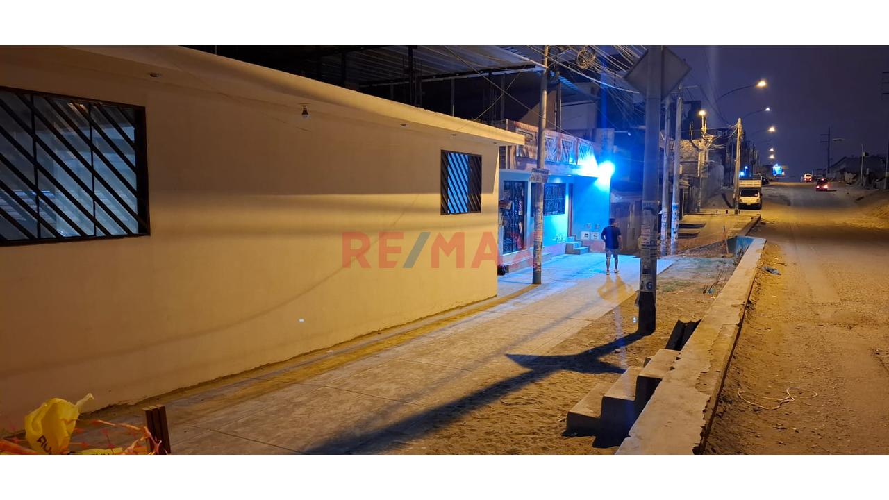 Alquiler De Local Comercial De Estreno De 135 M² Con Doble Frente A Dos Vías En Villa María Del Triunfo! - 13