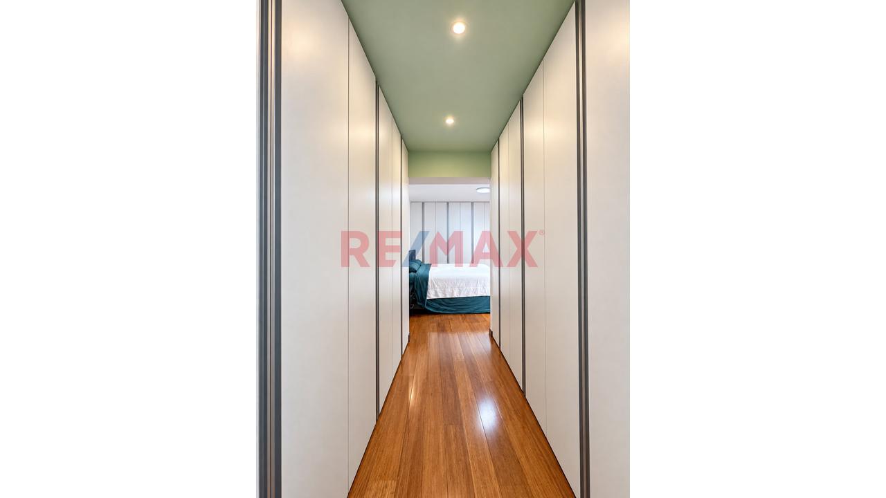 Venta De Departamento En Límite Barranco Y Miraflores — foto 10