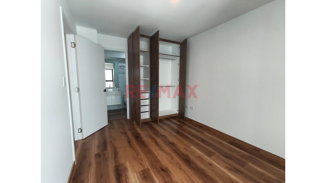 Alquiler Departamento En San Miguel S/ 2,600 — foto 5