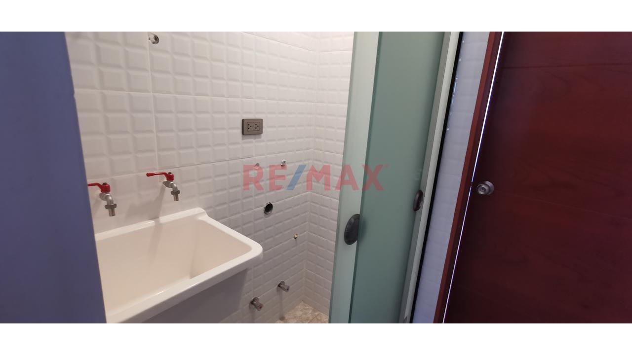 🏡 ¡Vive En Un Departamento Moderno Semi Amoblado En Surquillo Por S/ 2,000! — foto 10