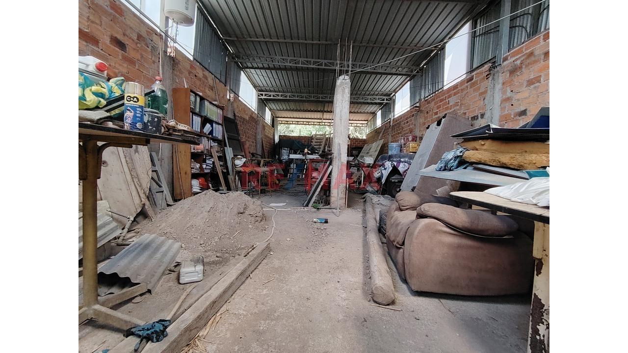 En Venta: Casa De 3 Pisos En El Corazón Turístico De Moyobamba — foto 3