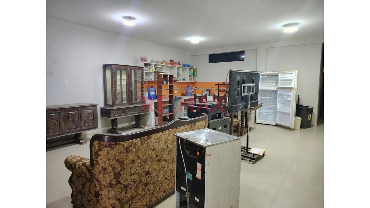 En Venta: Casa De 3 Pisos En El Corazón Turístico De Moyobamba — foto 2