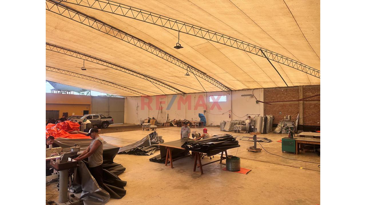 🏭 ¡Vendo Amplio Local Industrial De 3,000 M² En Chorrillos! — foto 8