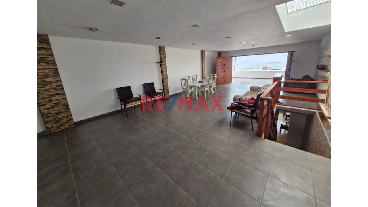 Venta Casa De Playa Punta Negra - 1Ra Fila