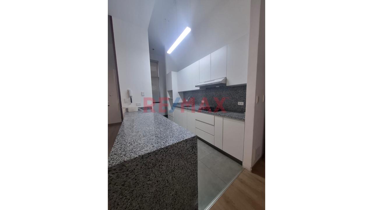 Venta Departamento De Estreno En Chacarilla En Primer Piso No Se Paga Alcabala — foto 7