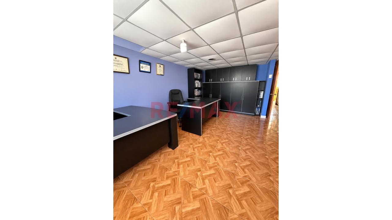 Oportunidad Inmobiliaria En Cusco | Casa De 3 Pisos — foto 3