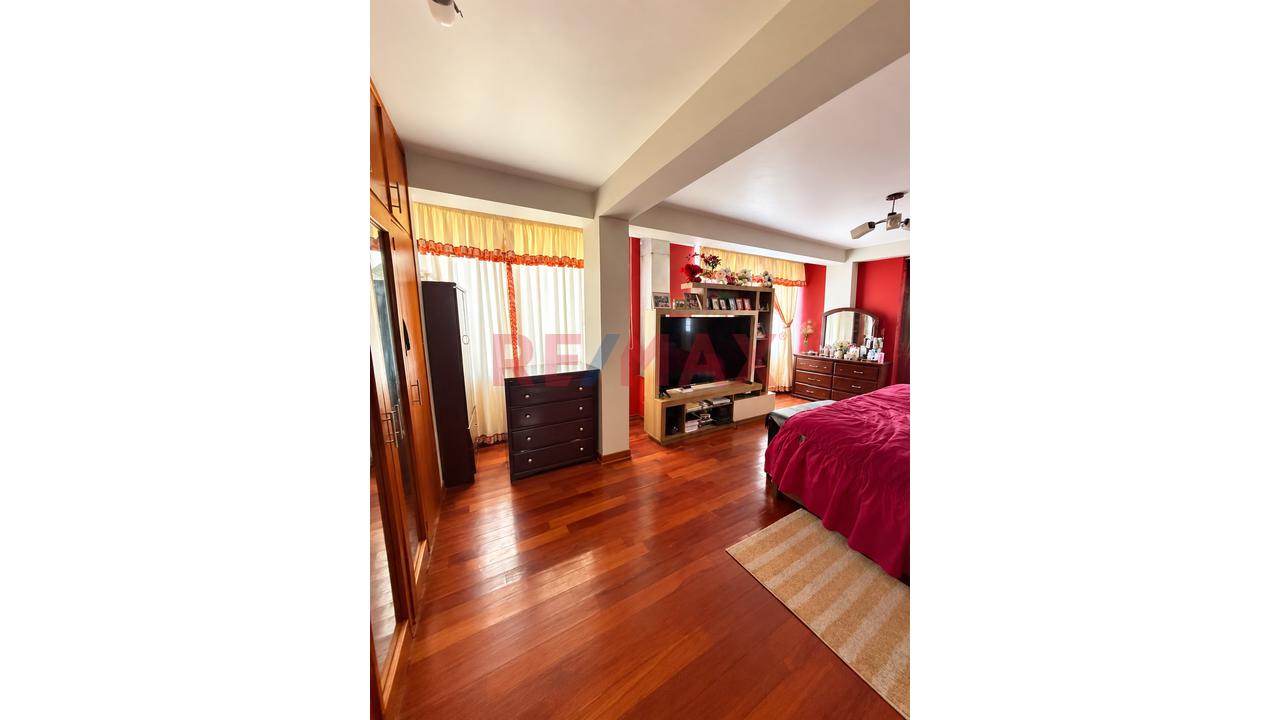 Oportunidad Inmobiliaria En Cusco | Casa De 3 Pisos — foto 7