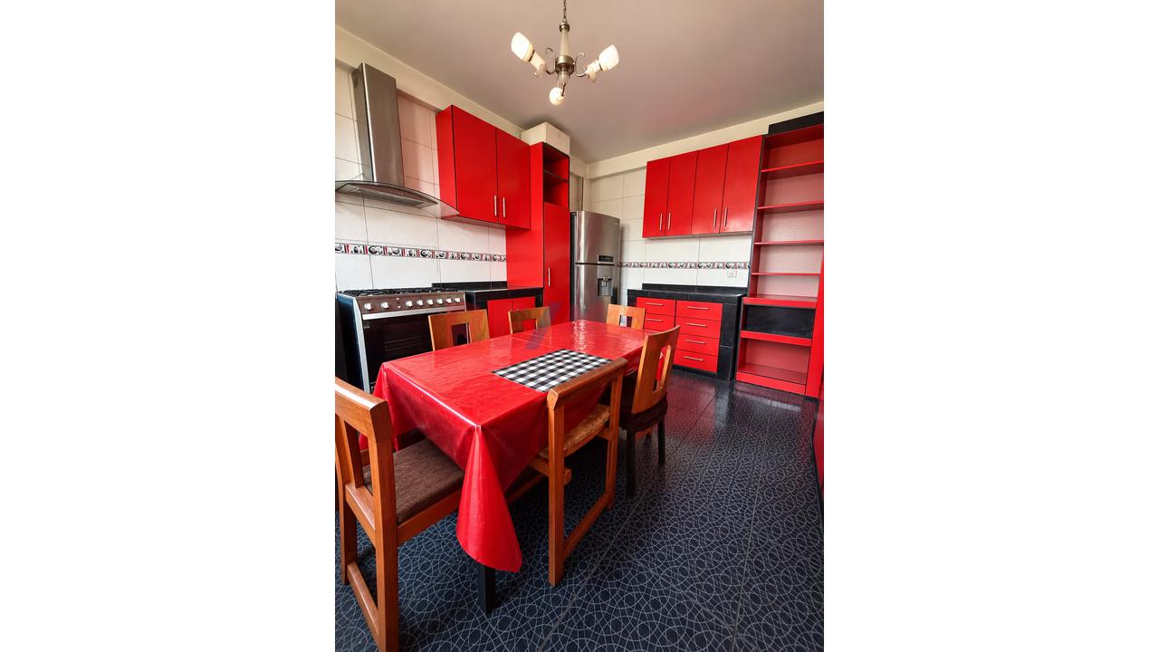 Oportunidad Inmobiliaria En Cusco | Casa De 3 Pisos — foto 10