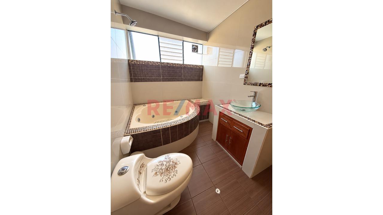 Oportunidad Inmobiliaria En Cusco | Casa De 3 Pisos — foto 11