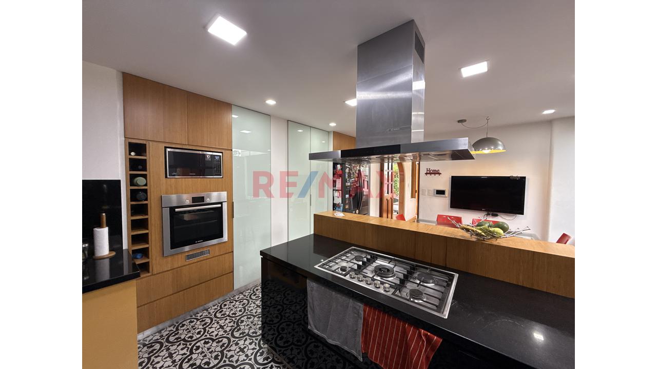Venta De Casa Familiar Con Piscina Y Terraza – Rinconada Del Lago - 19