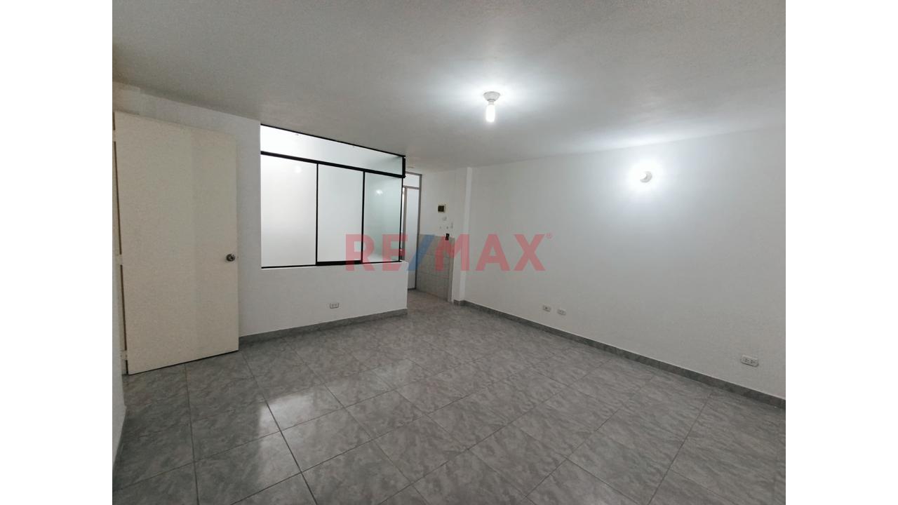 Alquiler De Departamento U Oficina – Los Cedros, Chorrillos S/. 1,500 — foto 5