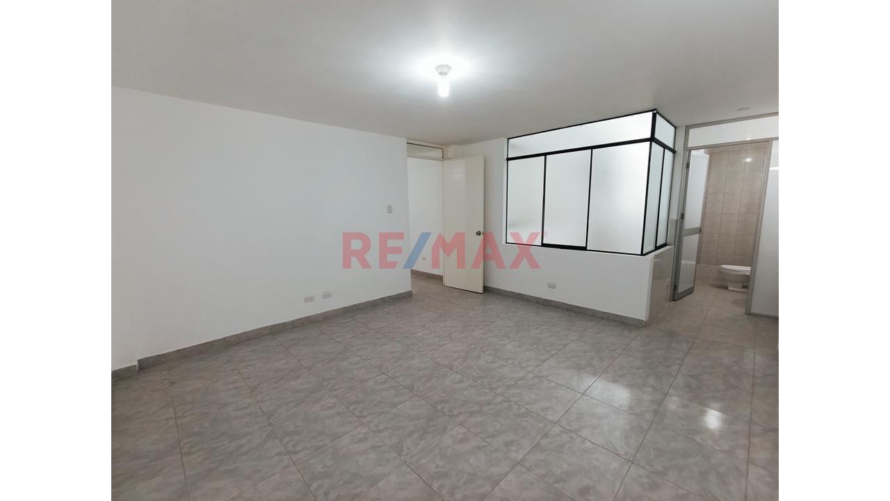 Alquiler De Departamento U Oficina – Los Cedros, Chorrillos S/. 1,500 — foto 8
