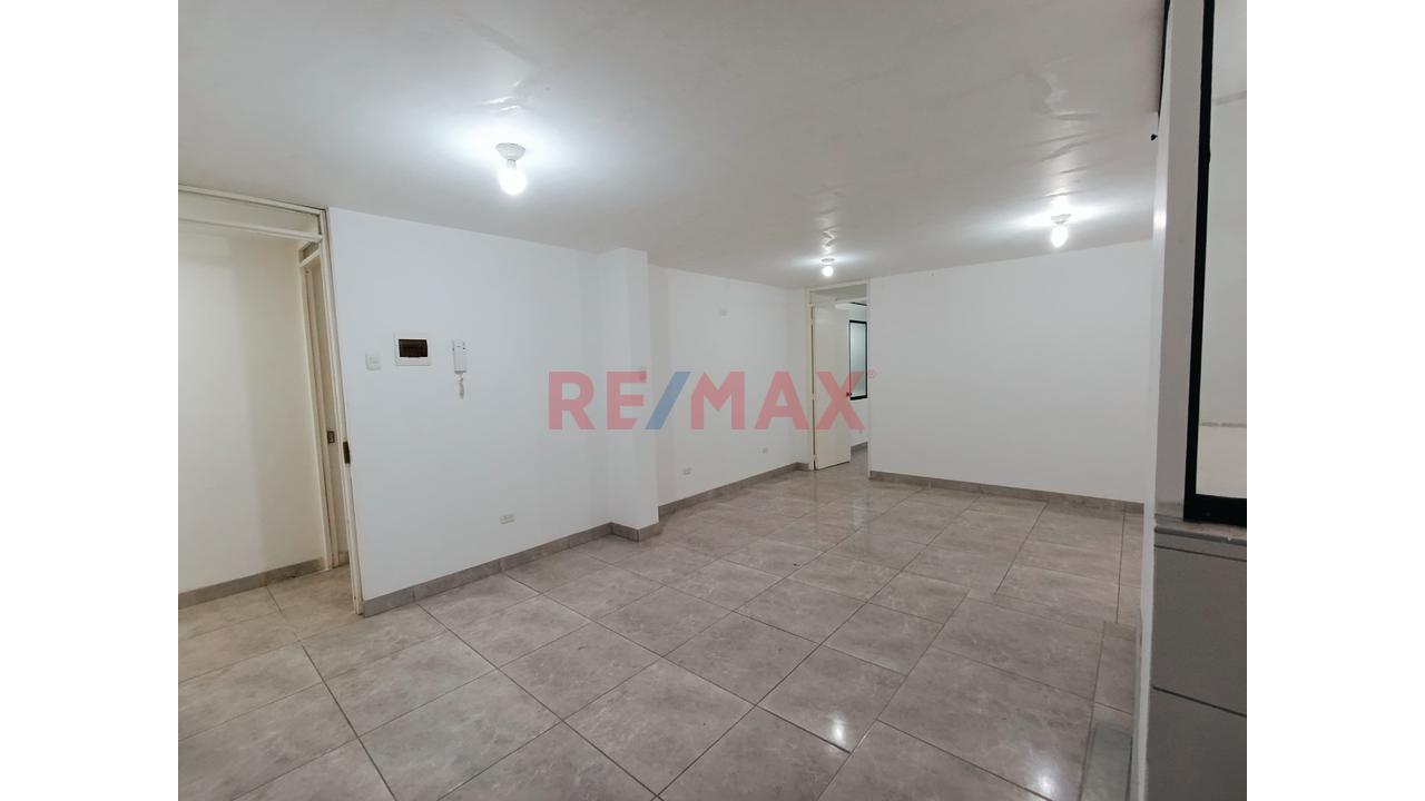 Alquiler De Departamento U Oficina – Los Cedros, Chorrillos S/. 1,500 — foto 3