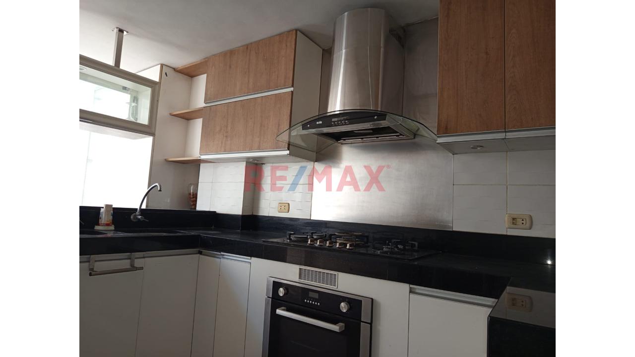 Vendo Hermosa Casa En Alfredo Mendiola -Los Olivos — foto 3