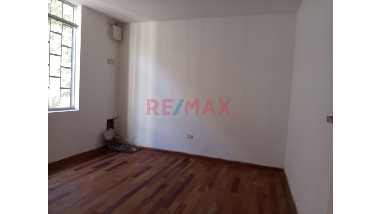 Vendo Hermosa Casa En Alfredo Mendiola -Los Olivos - 17