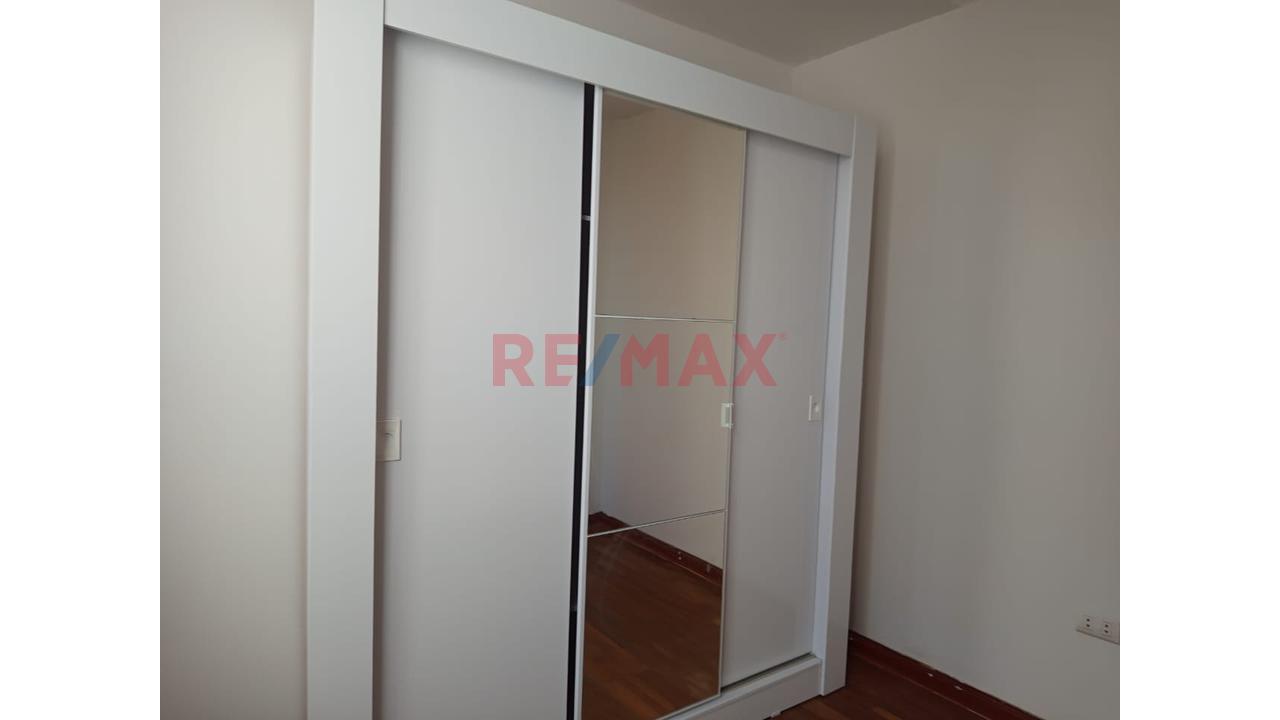 Vendo Hermosa Casa En Alfredo Mendiola -Los Olivos — foto 11