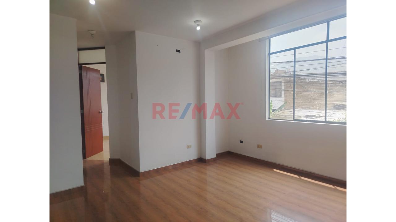 Alquiler De Departamento En Piso 2 En Carabayllo — foto 10