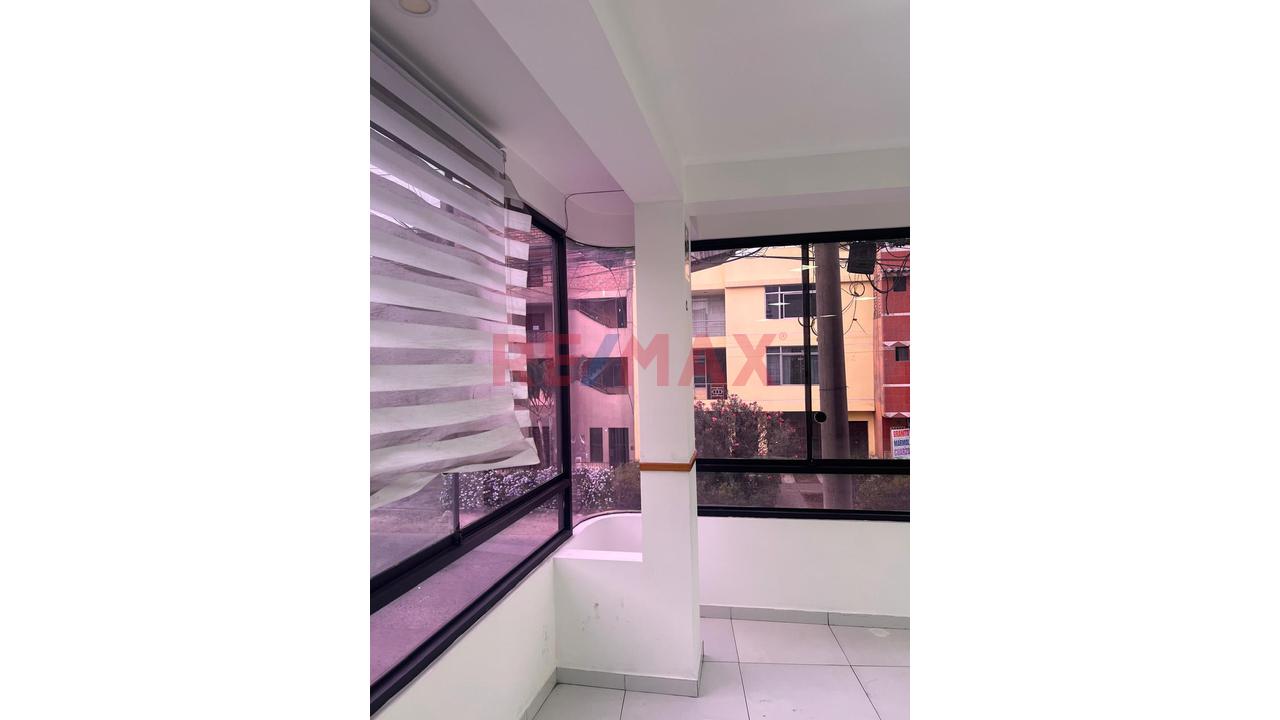 Alquilo Local Comercial Segundo Piso Urb. Palao San Martin De Porres - 10