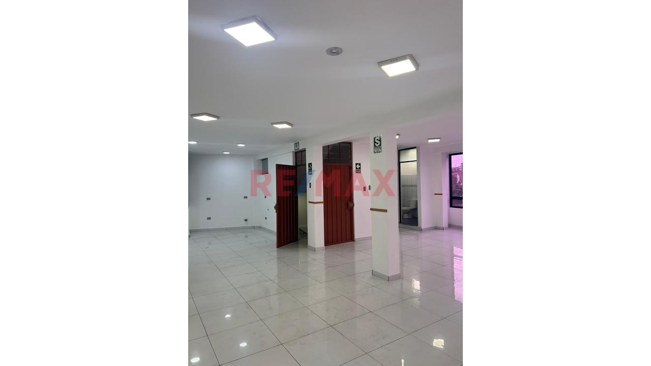 Alquilo Local Comercial Segundo Piso Urb. Palao San Martin De Porres - 6