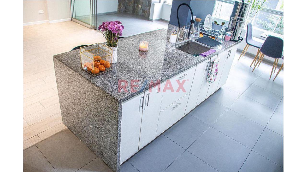 Exclusivo Dúplex De 172 M² Con Terraza Y Jardín En Valle Hermoso, Surco - 5