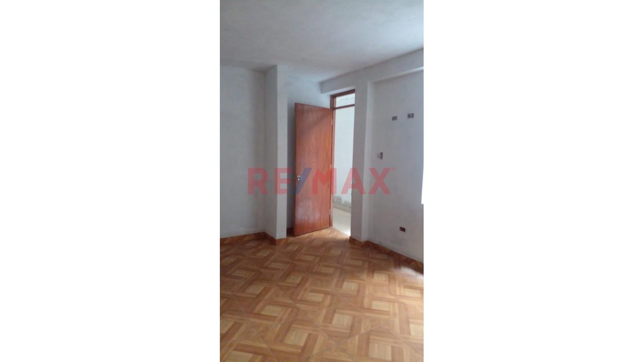 Venta Edificio 3 Pisos (5 Departamentos) - Ciudad Del Deporte Sector A - Ideal Para Inversion — foto 6