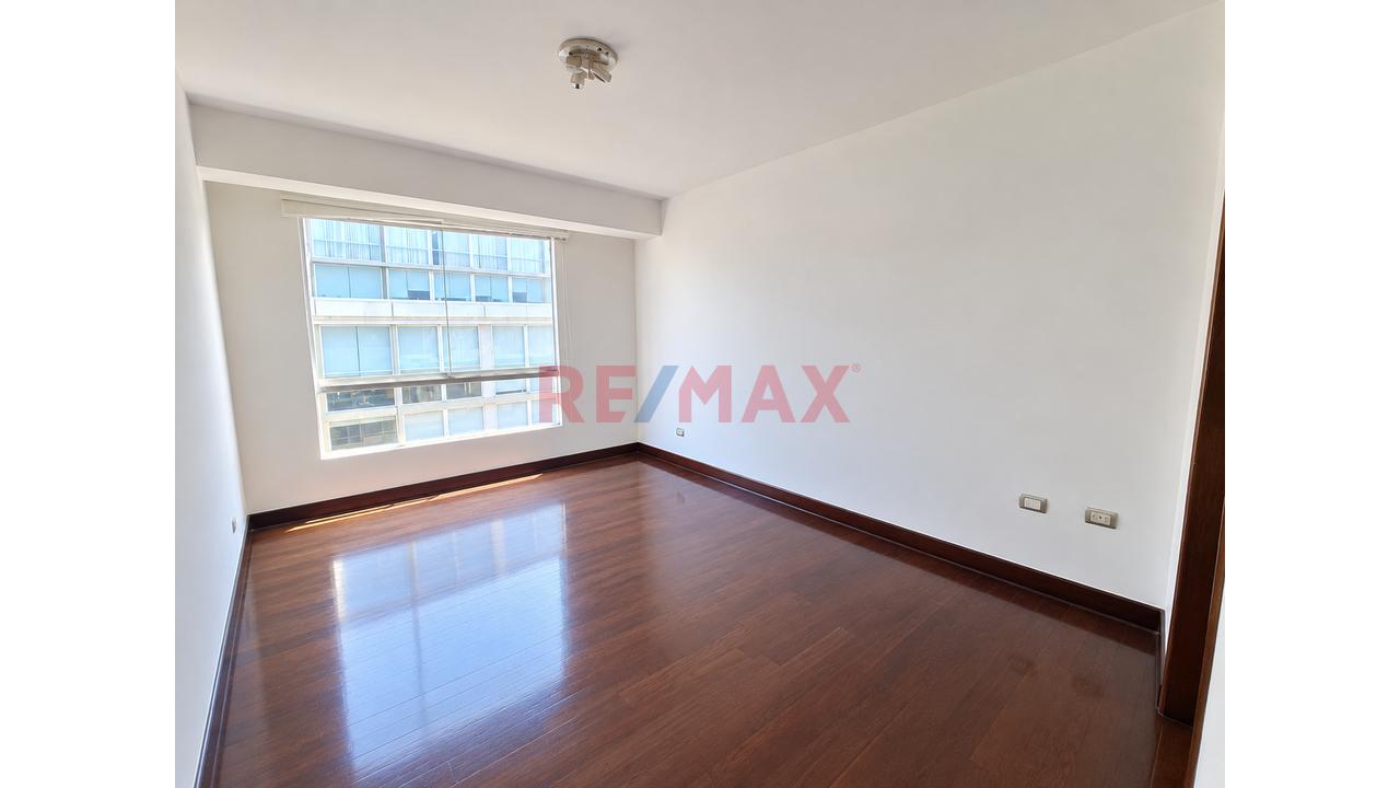 🌊 ¡Alquila Un Exclusivo Penthouse De Lujo Con Terraza Y Vista Panorámica Al Mar! - 17