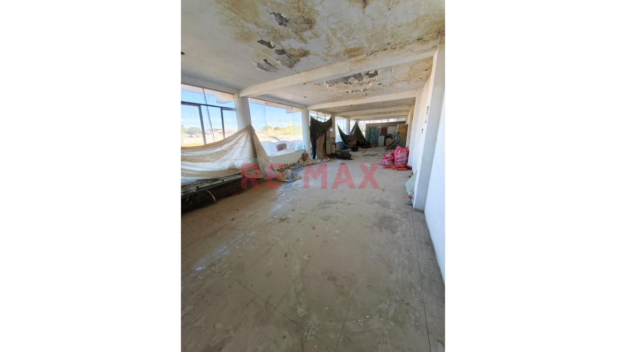 Terreno En Venta En Plena Av. Paisajista – Arequipa Al Lado Del Restaurante “Betos”. - 2