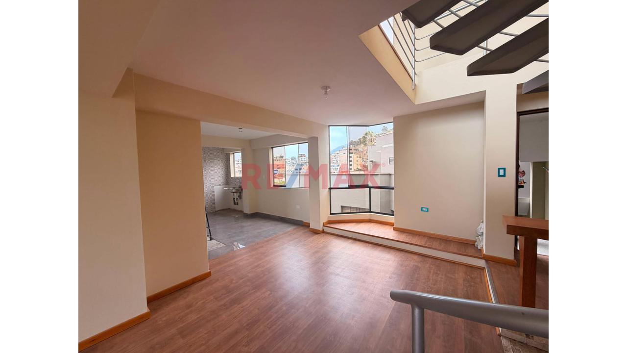 Departamento Duplex Frente A Parque En Surco - 15