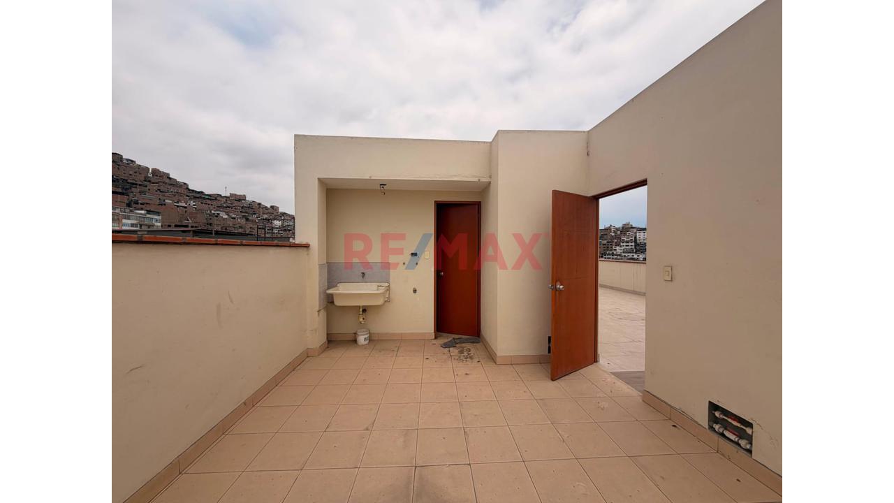 Departamento Duplex Frente A Parque En Surco - 8