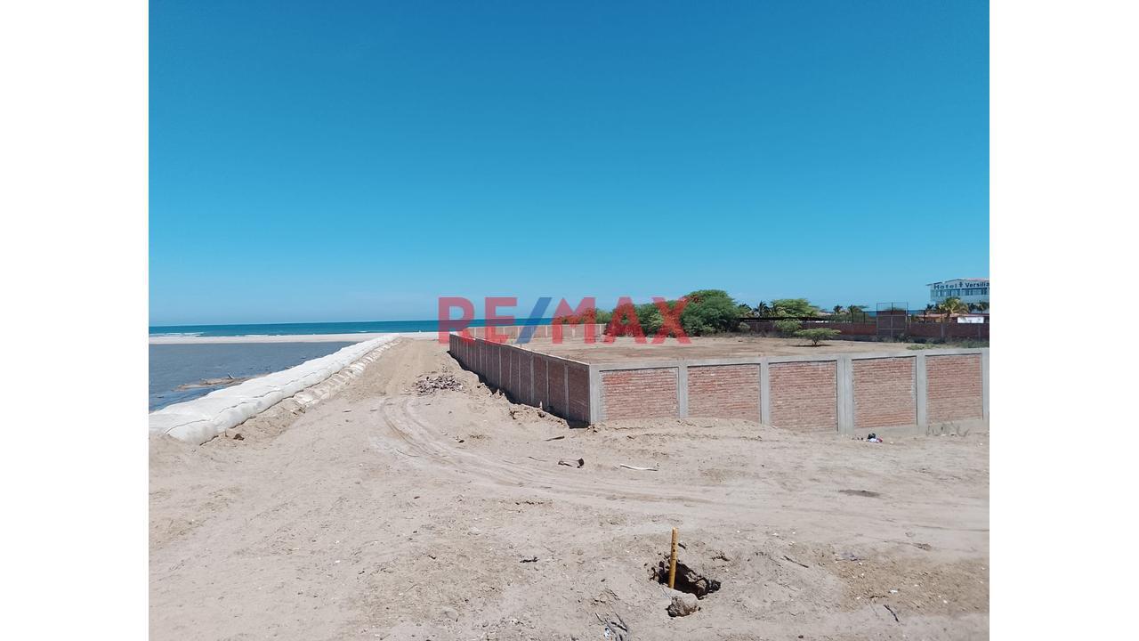 Venta De Terreno En Zorritos De 8850M2 Frente Al Mar - 1