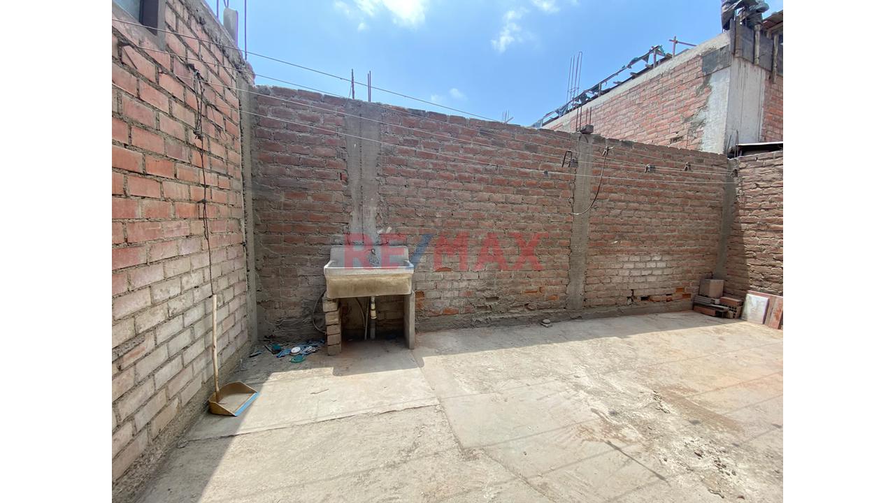 🏡 **¡Se Vende Casa En Puente Piedra!** - 2