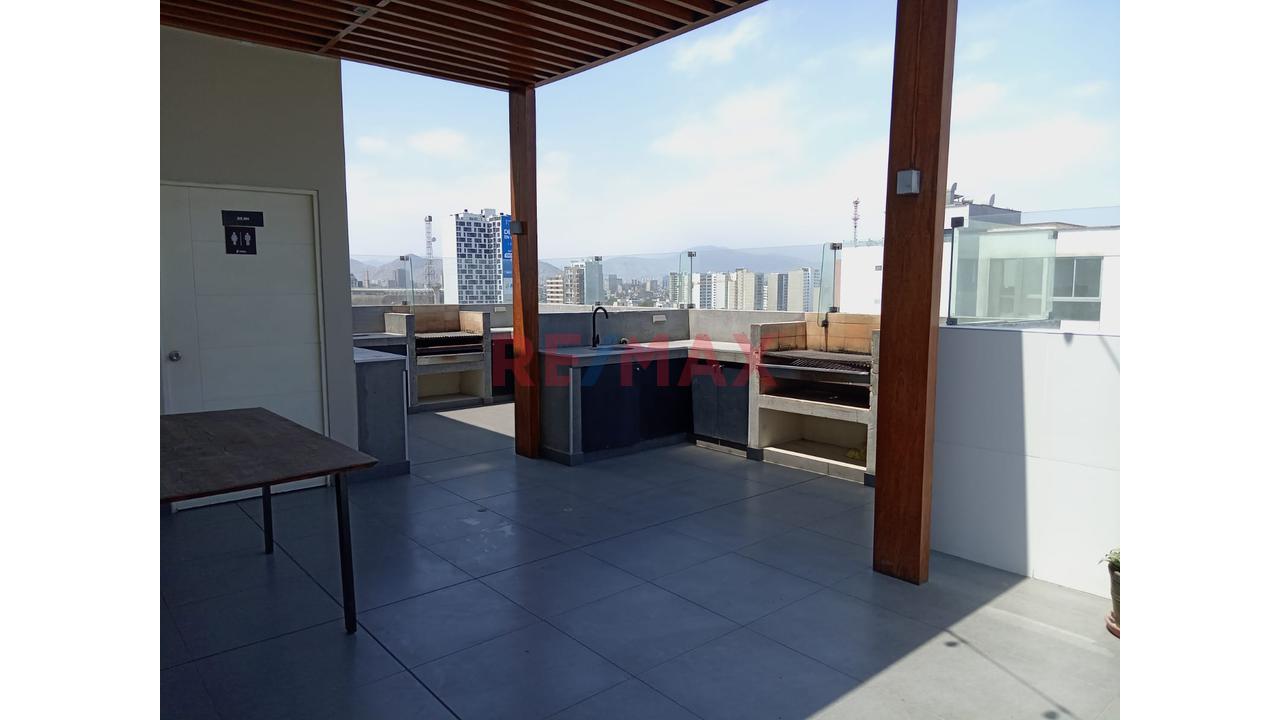 Departamento Moderno Con Vista Panorámica. - 16