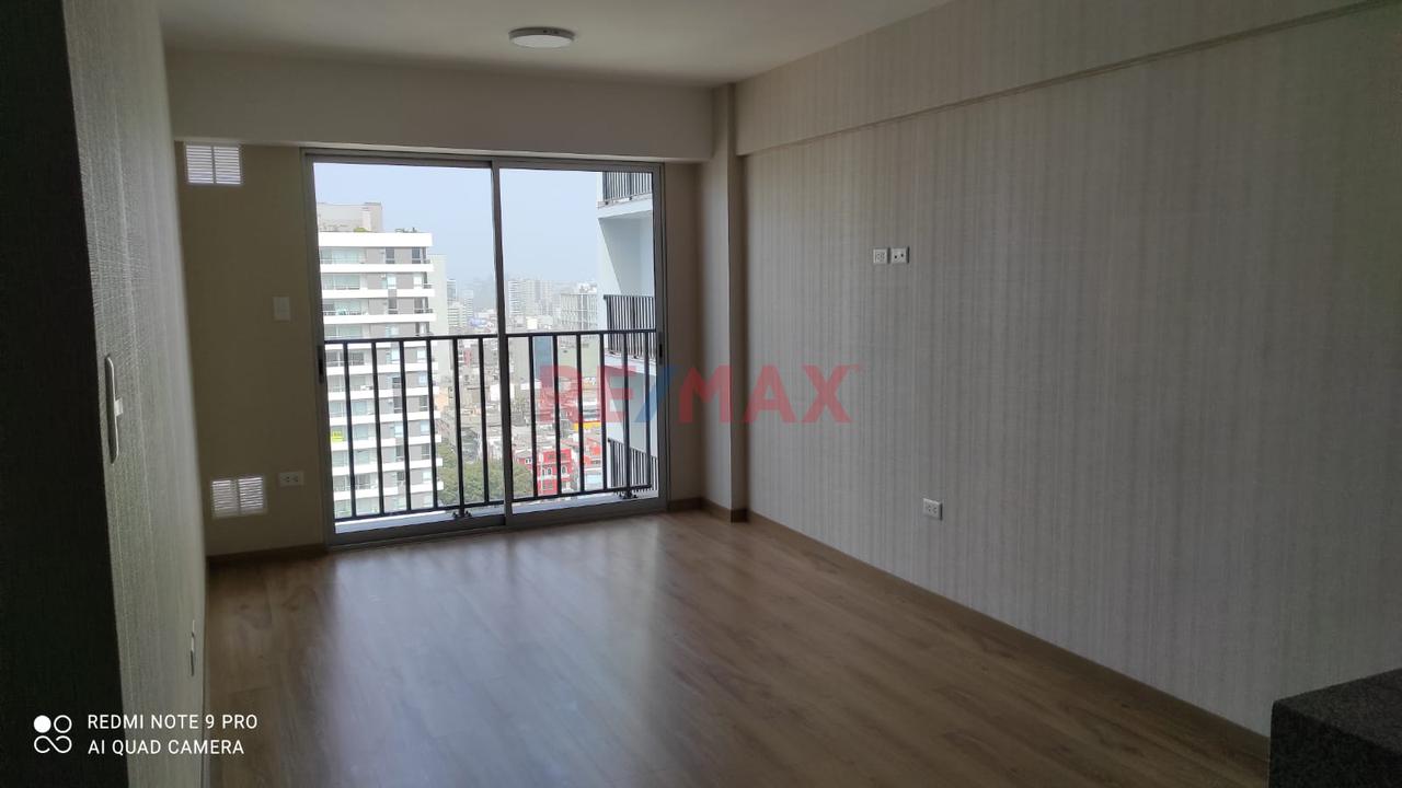 Se Vende Moderno Y Practico Departamento En Piso 7 - 15