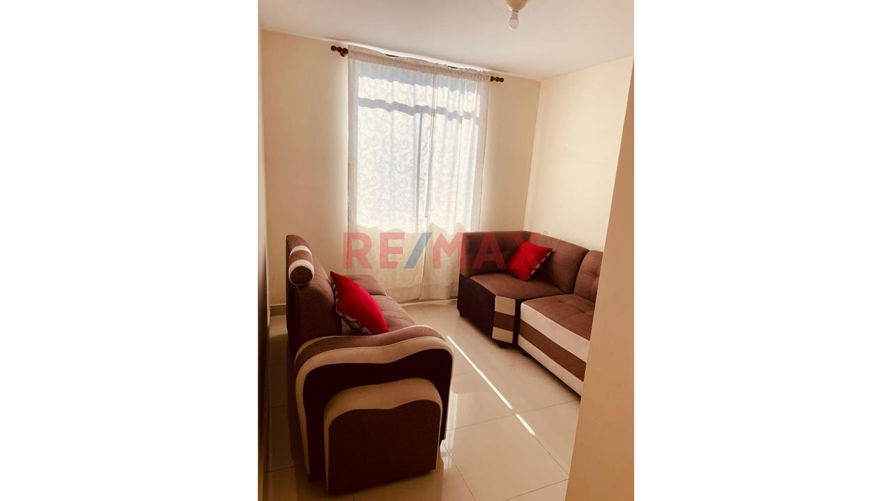 🏠¡En Alquiler! Casa De 2 Pisos Con Cochera En Urb. Chacarilla - Ica (Cerca A Casuarinas) — foto 3