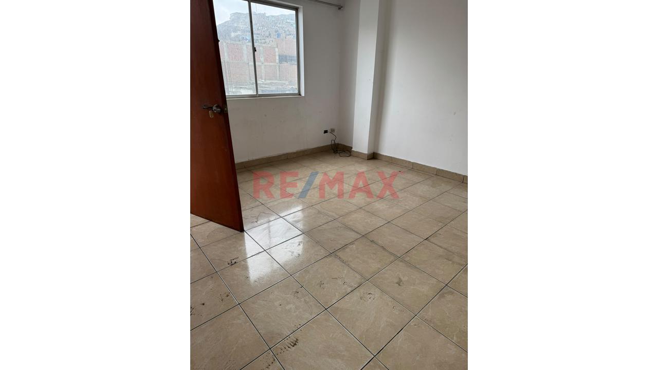 🏡 Vendo Casa: Primer Piso Y Habitaciones Para Alquiler En Pisos Superiores, San Juan De Lurigancho 🏢 — foto 14