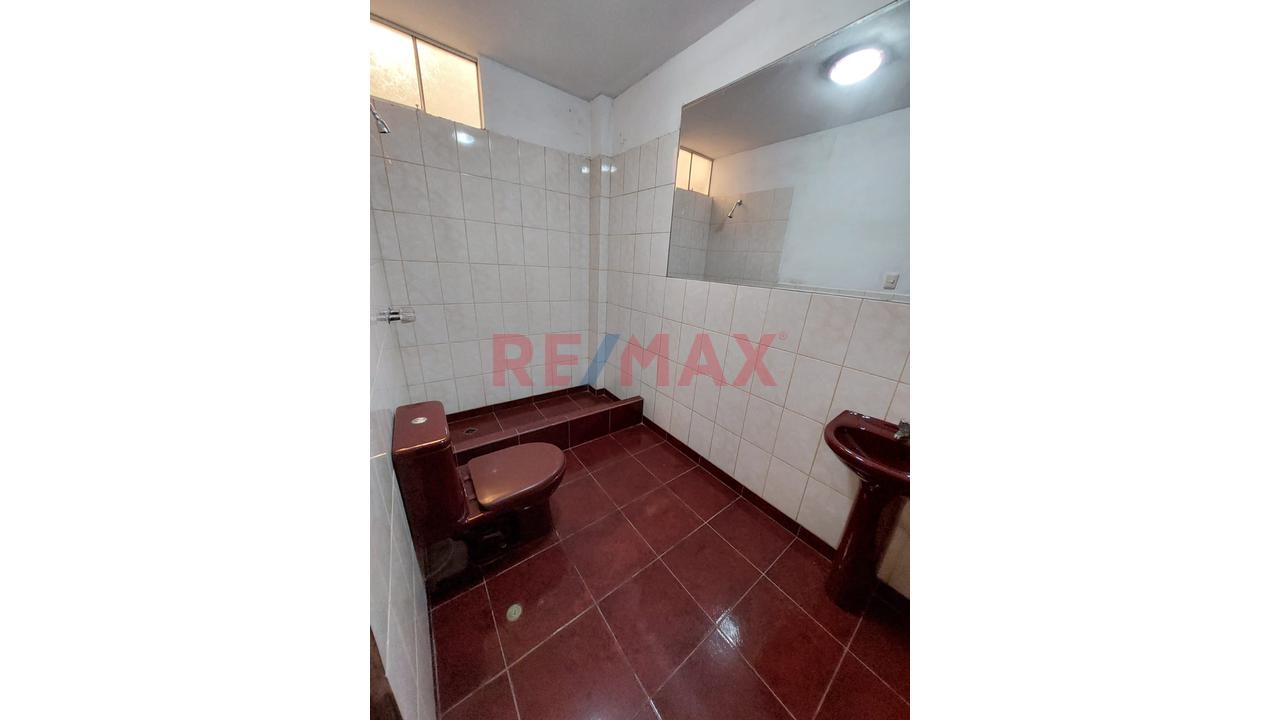 Villa Maria Del Triunfo Venta De Casa Con 2 Locales Comerciales — foto 4