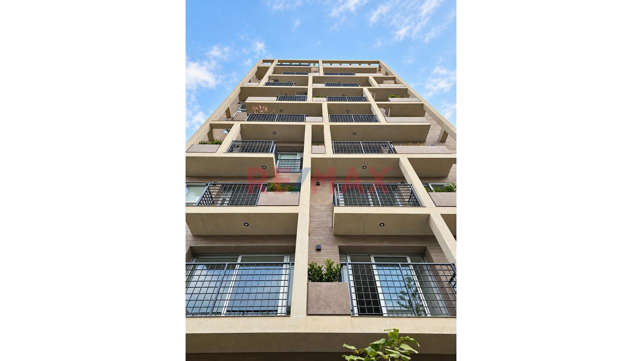 Alquiler De Departamento De Estreno En Miraflores Con Vista Lateral A La Huaca Pucllana. — foto 6
