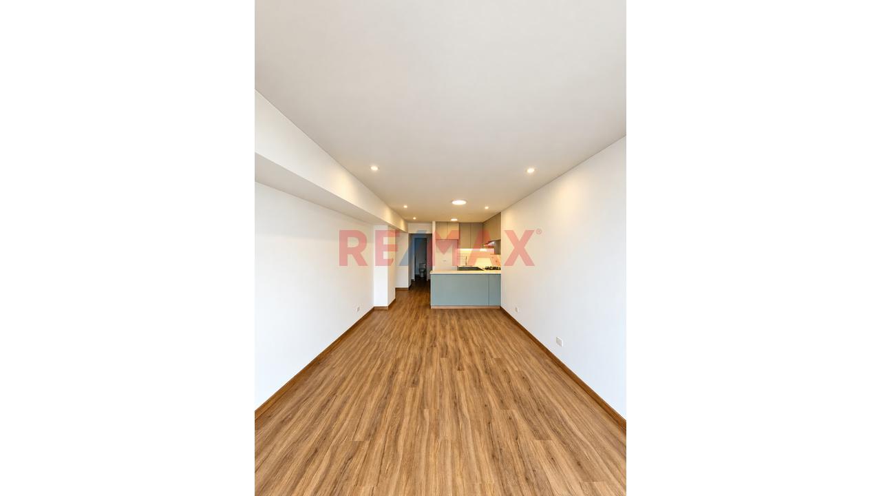 Alquiler De Departamento De Estreno En Miraflores Con Vista Lateral A La Huaca Pucllana. — foto 7